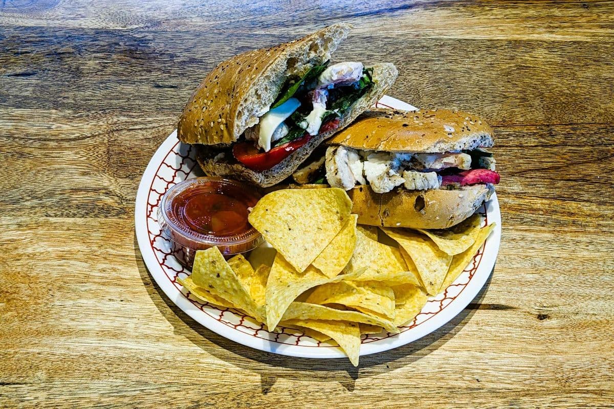 Panini Shawarma au poulet / Chicken Shawarma