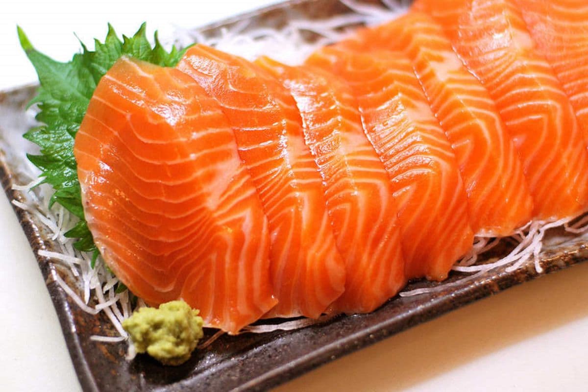 Salmon Sashimi Appetizer (8pcs)