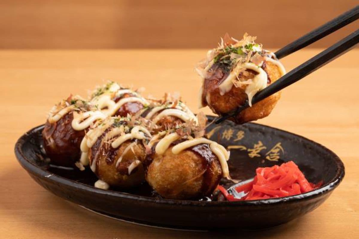 Takoyaki (6 pcs)
