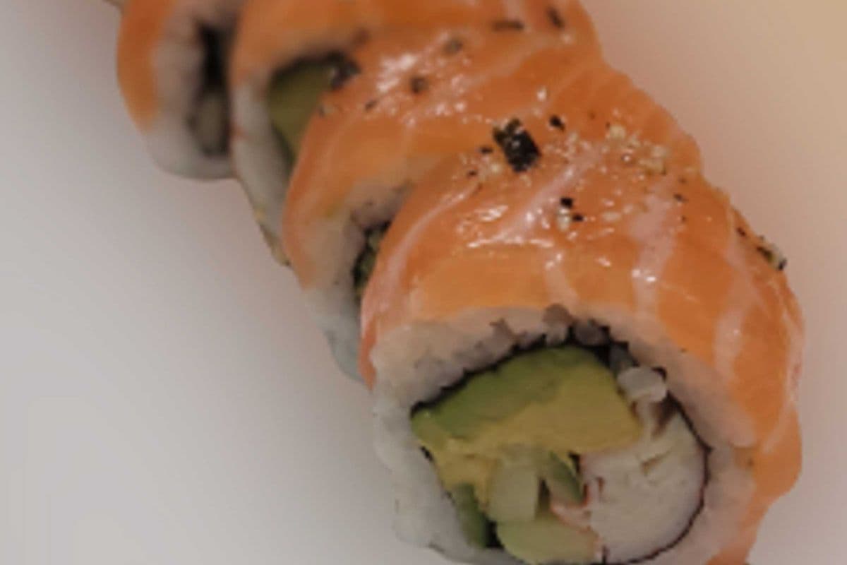 RR30 Crazy Salmon Roll
