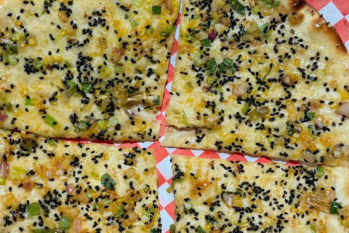 Masala Chilli Garlic Naan