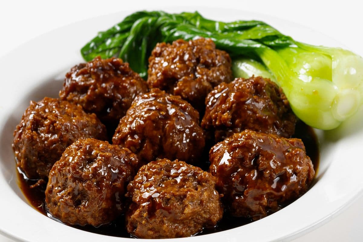 504. Shanghai Braised Meatballs 獅子頭砂鍋