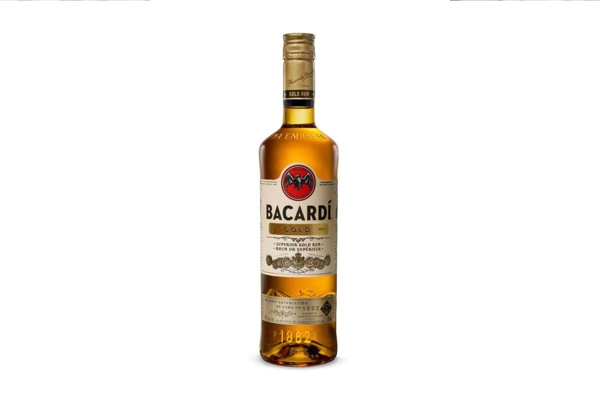 Bacardi Gold (1 x 750 ml)