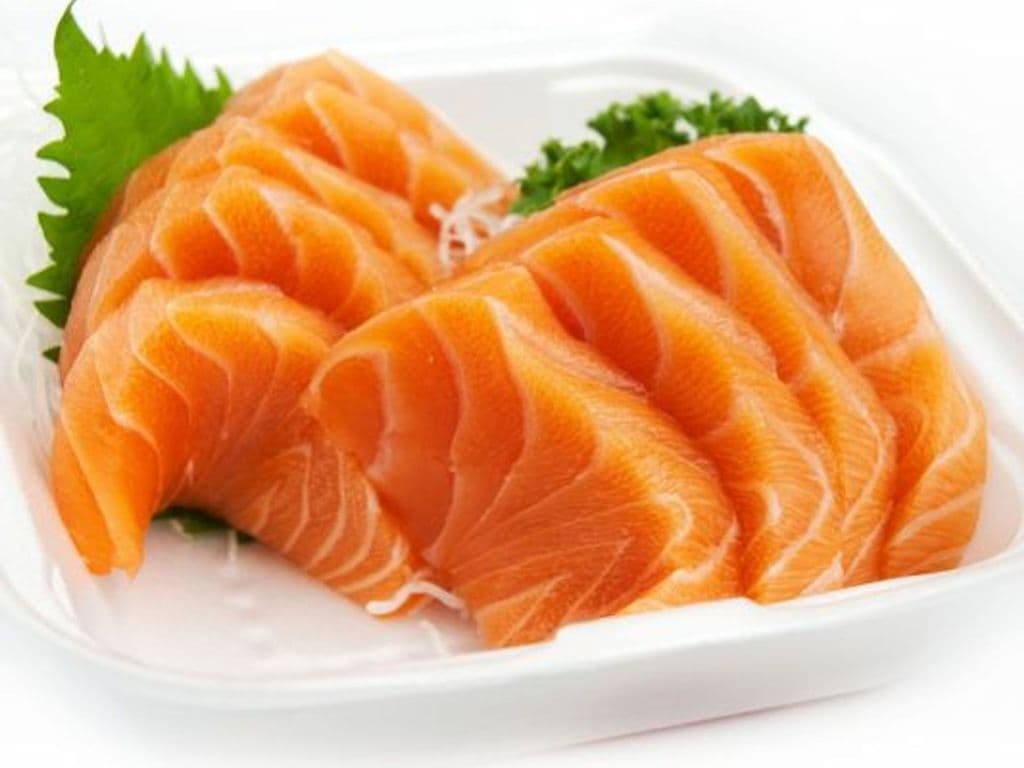 Salmon Sashimi (3pcs)