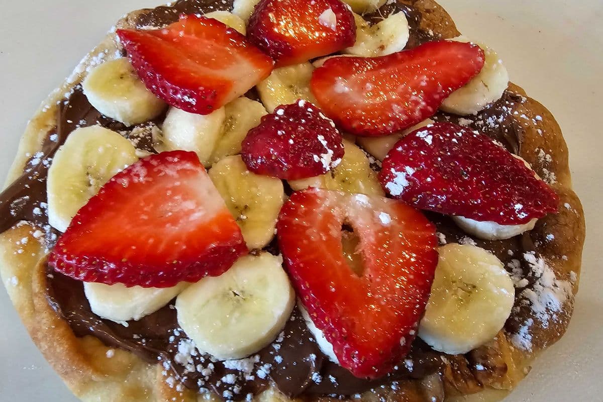 Nutella and Fruit Pie