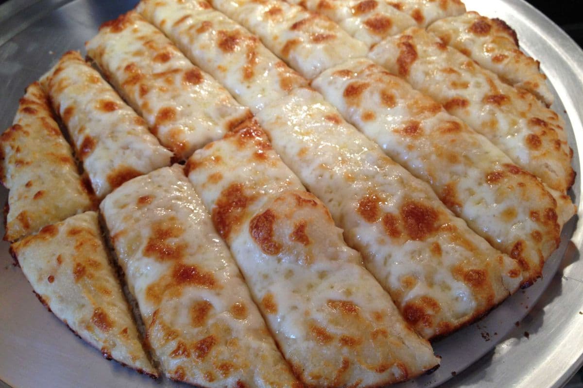 Garlic Cheese Sticks