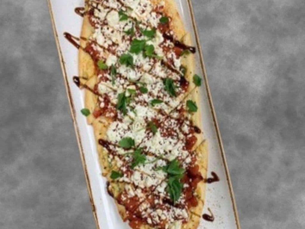 BRUSCHETTA FLATBREAD