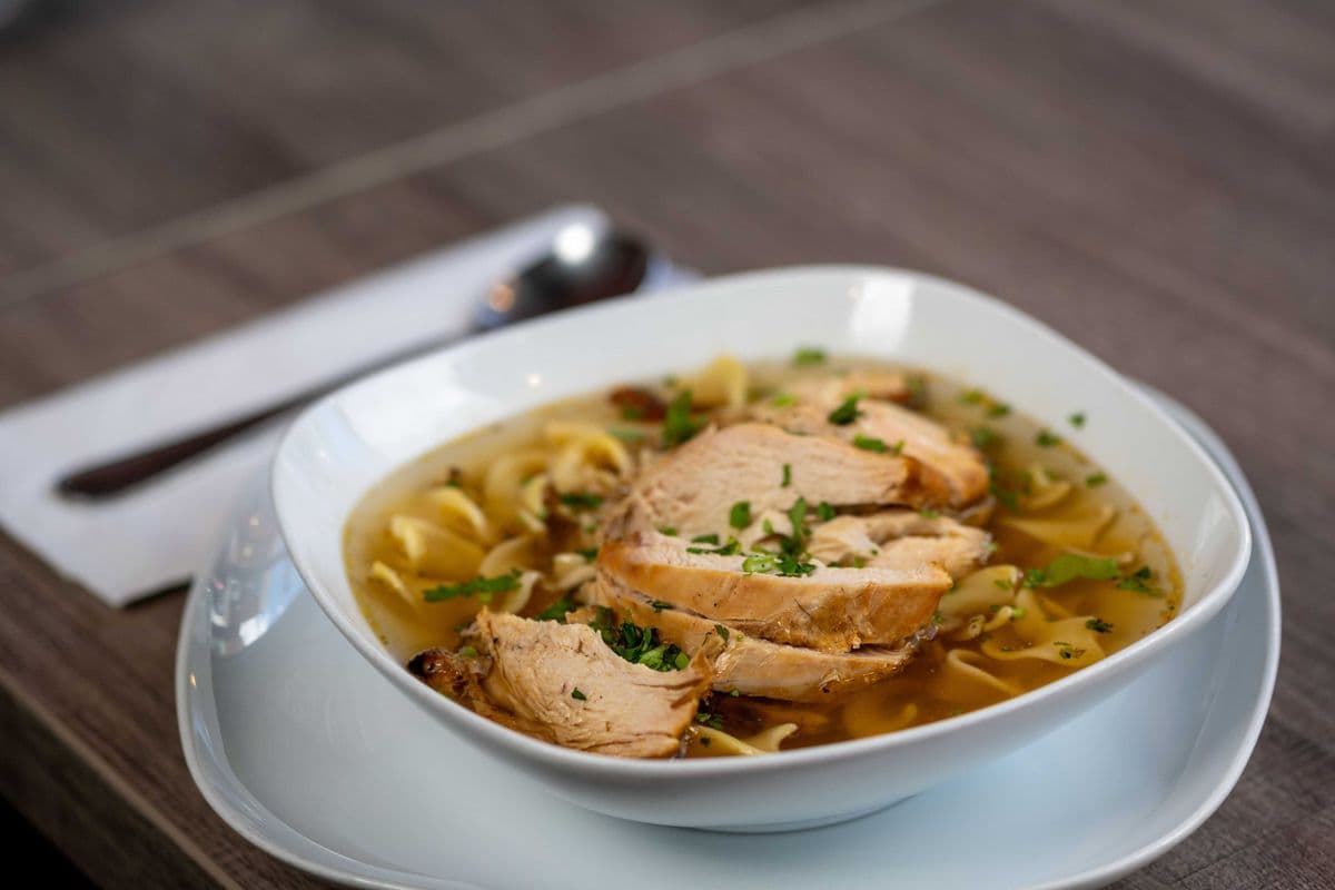Chicken Noodle Soup (16oz)