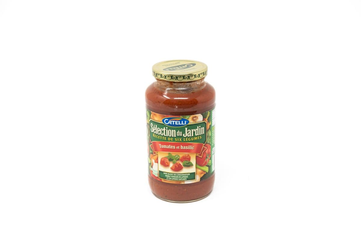 Catelli Tomato & Basil Pasta Sauce (640 mL)