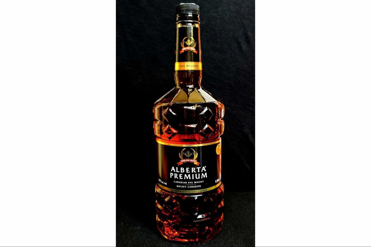 Alberta Premium (1.14 L) (1 x 1.4L)