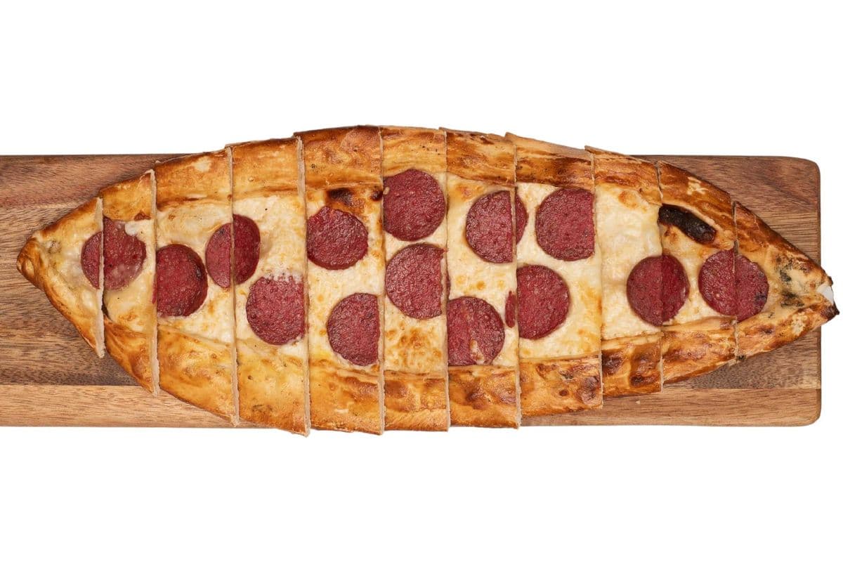 Soujouk Pide with Cheese
