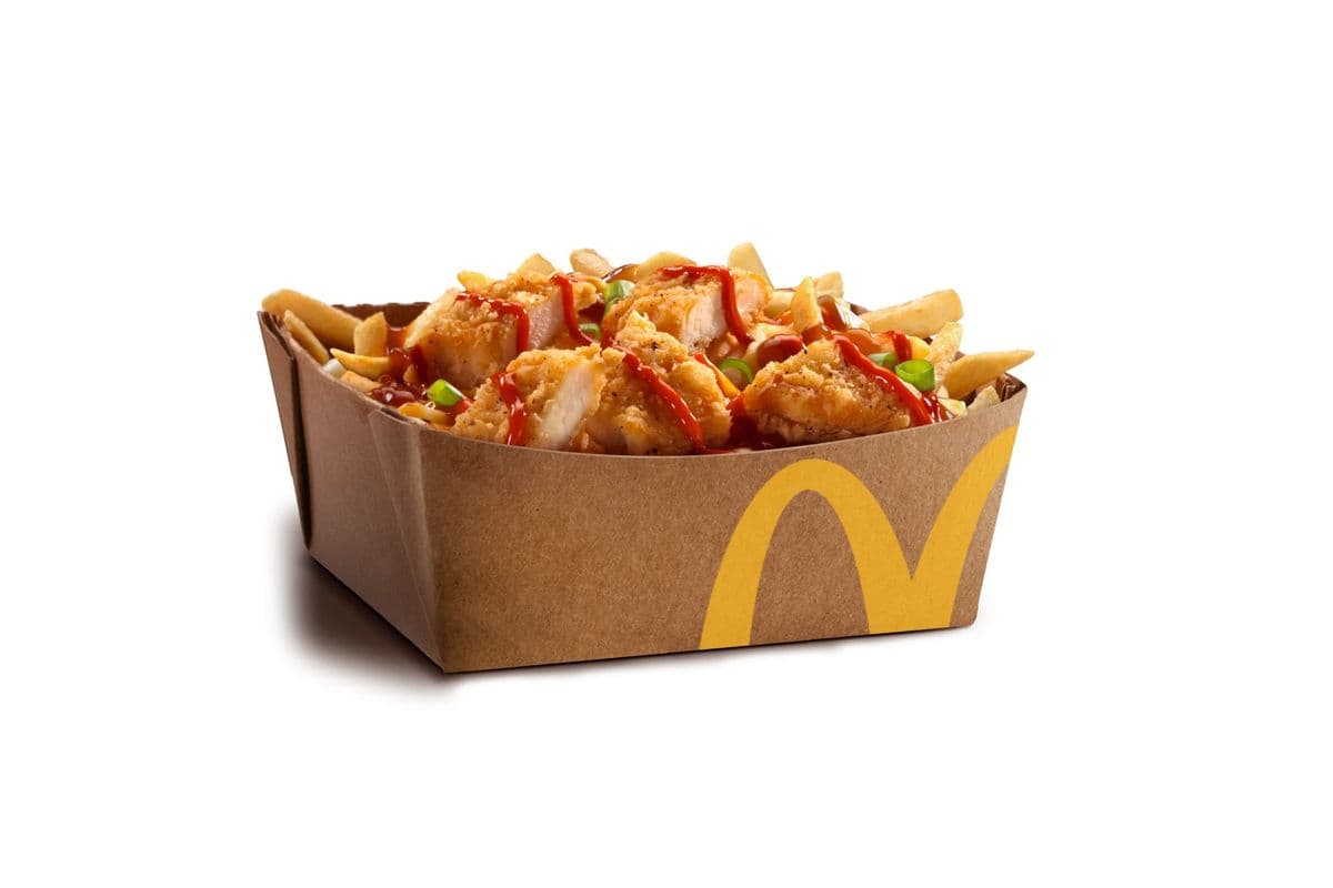 Poutine au poulet Buffalo épicé croust [1010.0 Cal]