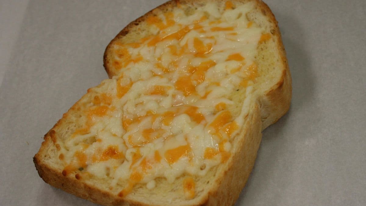 Cheese Toast (1 pc)