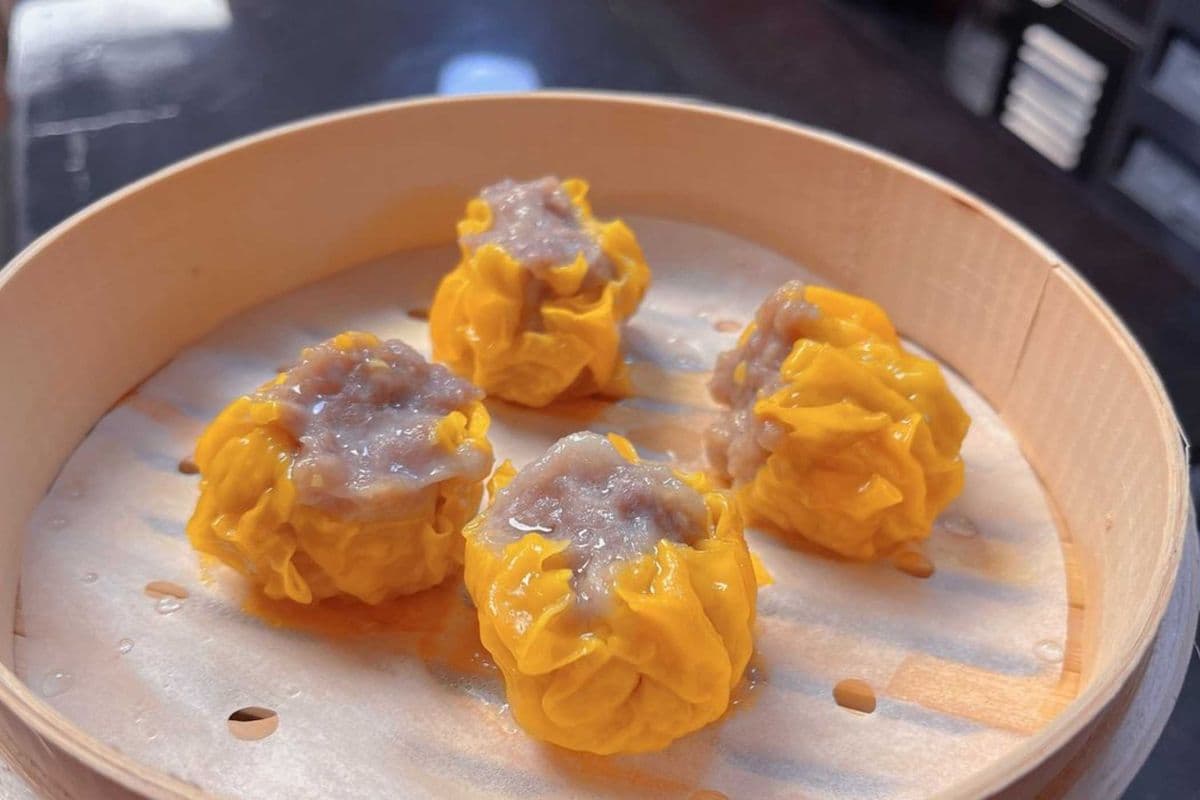 D4. Pork Siu Mai (4pcs) 猪肉烧麦