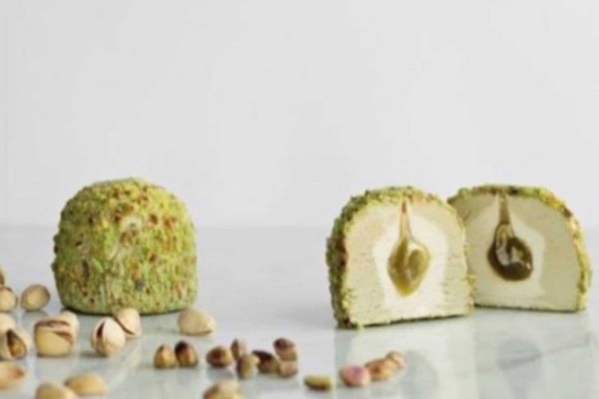 Pistachio Tartufo