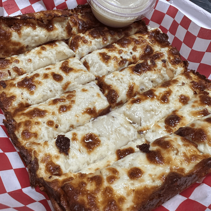 Deep Dish Garlic fingers / Doigts d'ail à l'ail profond