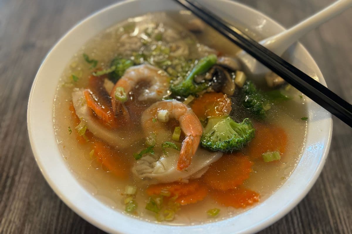 20. Wonton Soup(เกี๊ยวน้ำ)