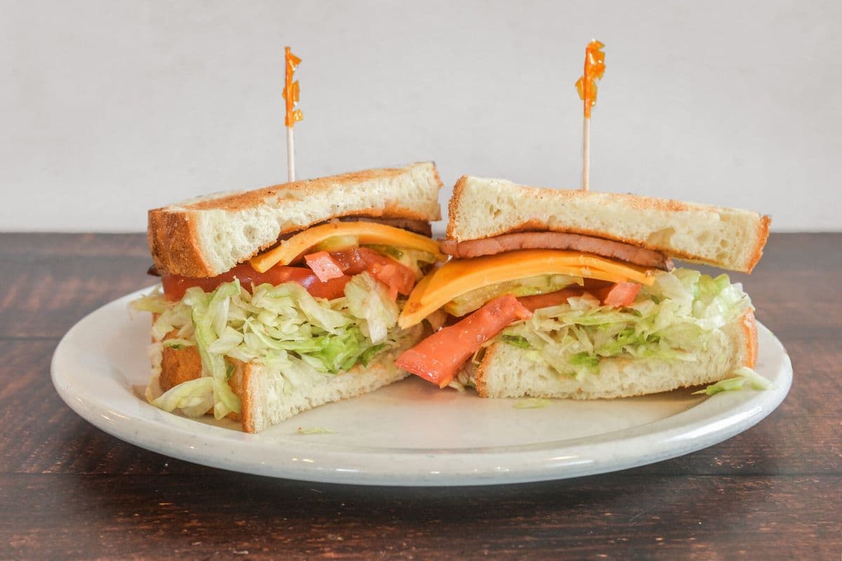 Ultimate B.L.T. Sandwich