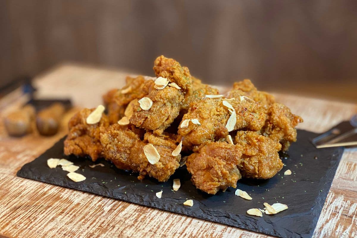 Spicy Garlic Fried Chicken (Boneless)