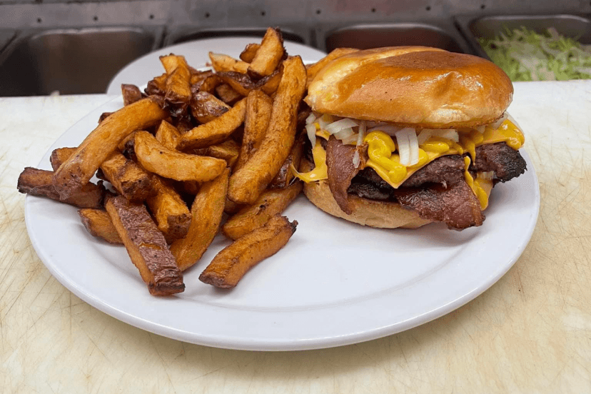 Double Burger Bacon et Fromage / Double Bacon and Cheeseburger