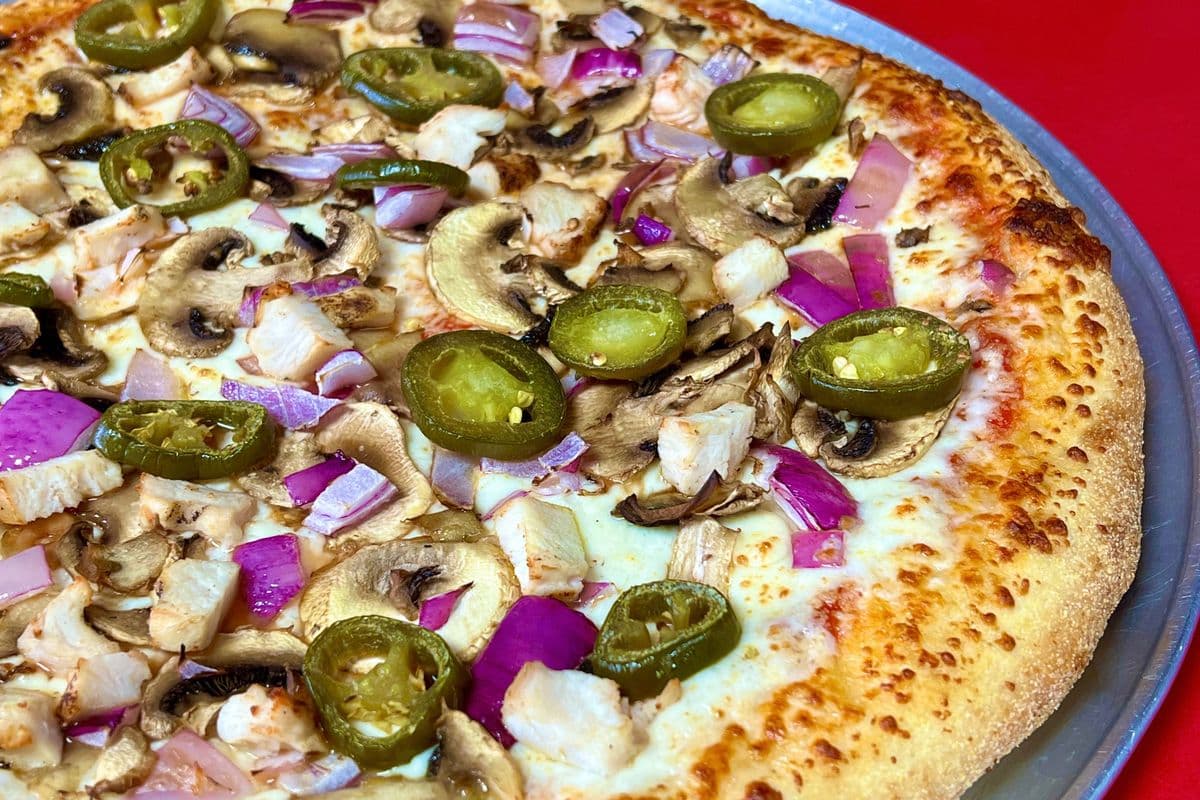 14" Large Chicken Supreme Pizza