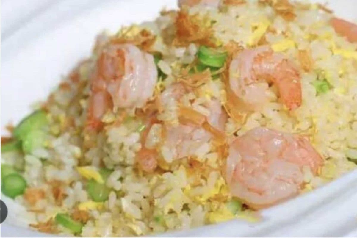 54. Shrimp Fried Rice 虾仁炒饭