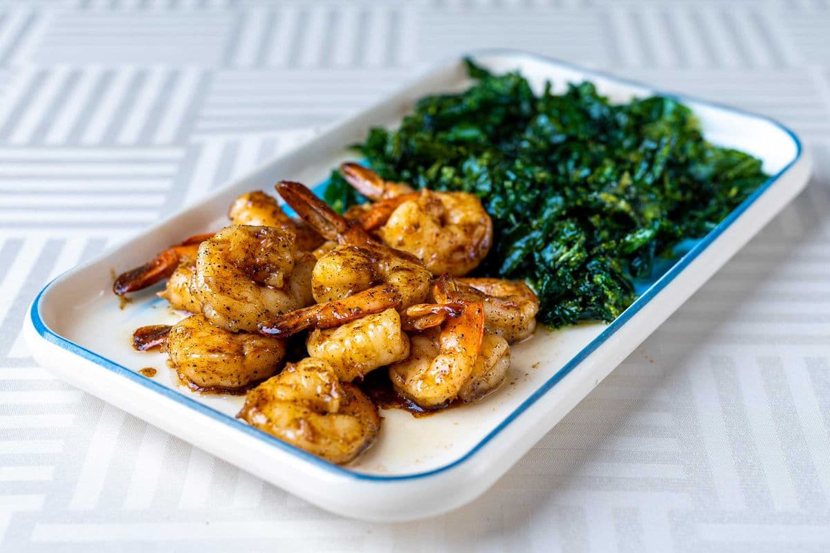 522-Crevettes sauce aux poivres avec épinard croustillant 川椒蝦球