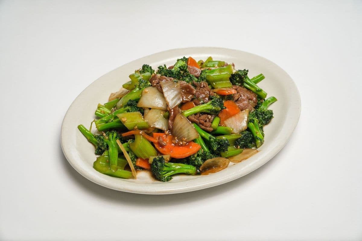 Beef and Broccoli (Small) (16 oz)