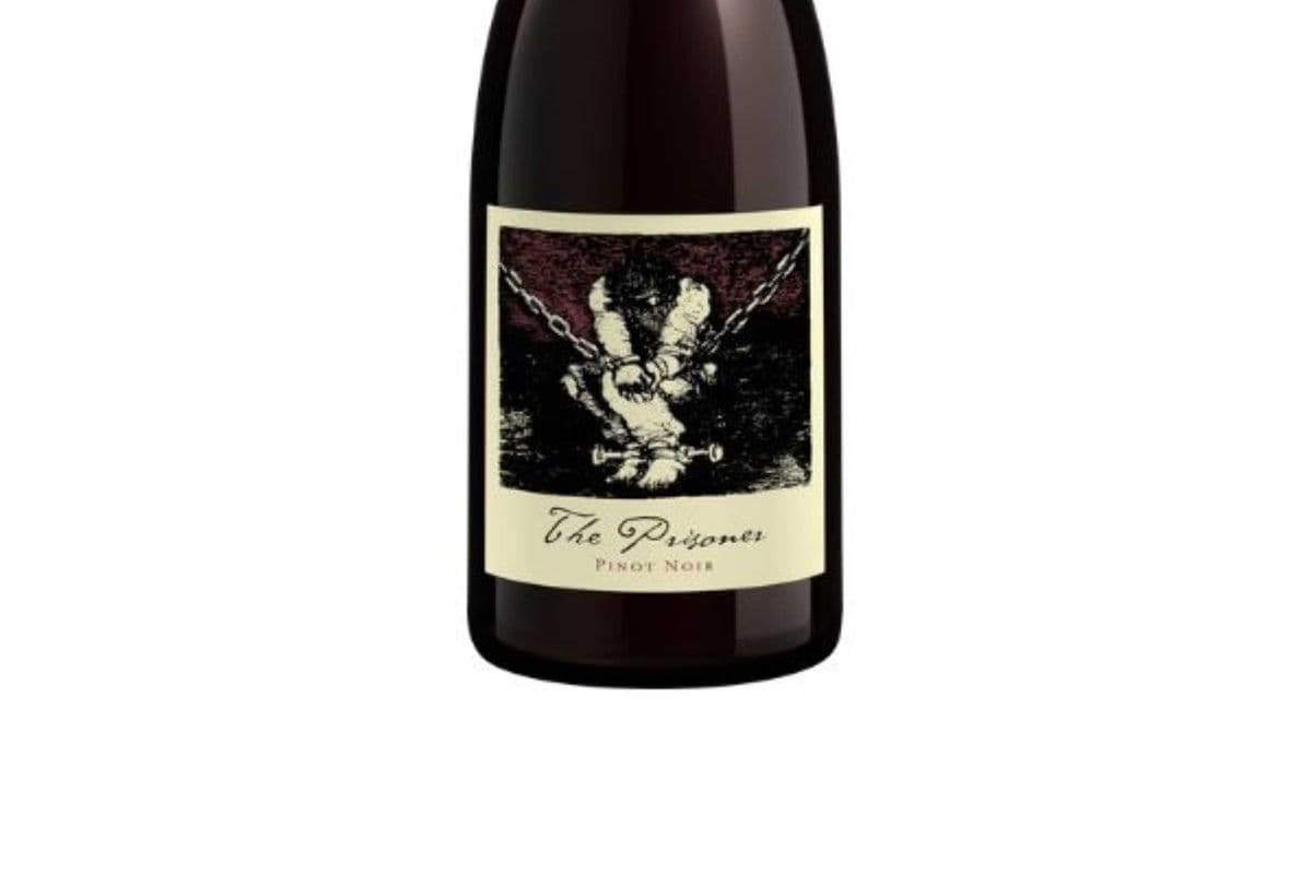 PINOT NOIR BY THE PRISONER WINE (1 x 750 ml)