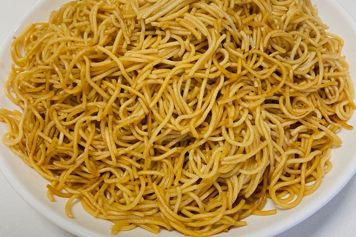Plain Chow Mein (only Noodles)