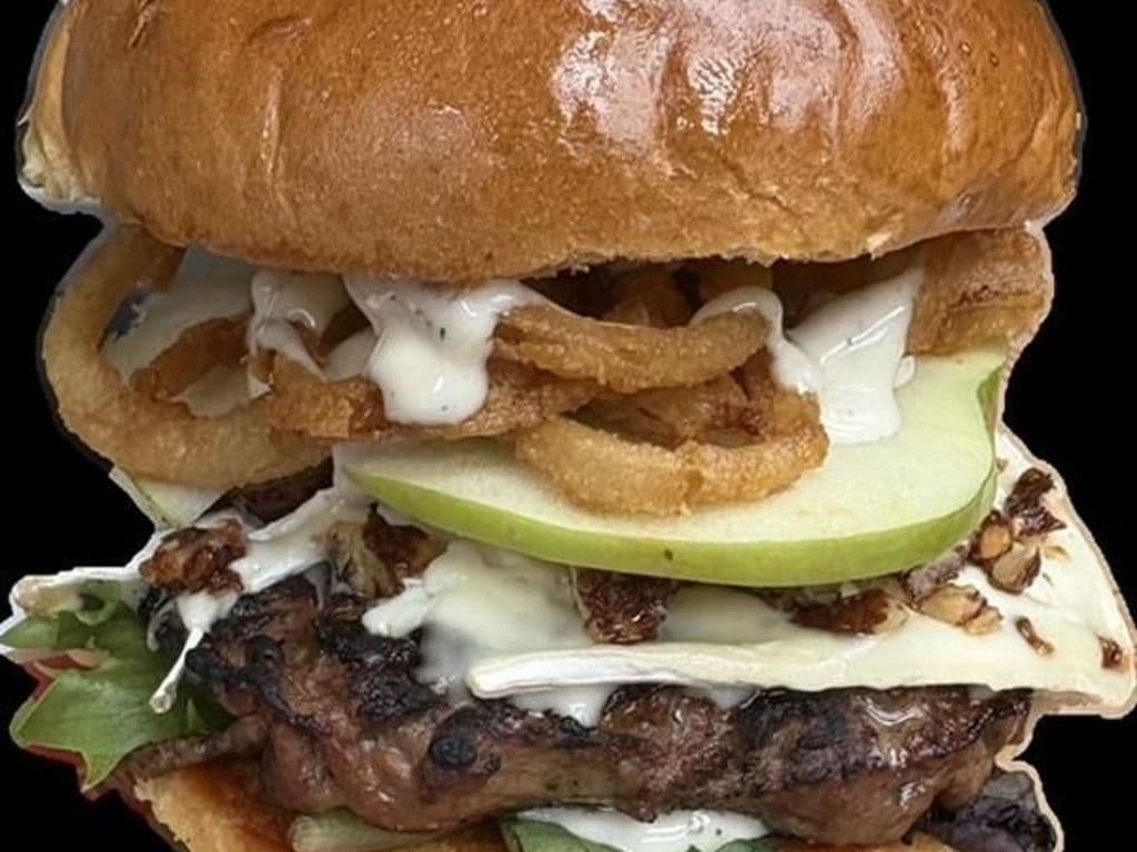 Apple, Brie & (spicy) Pecan