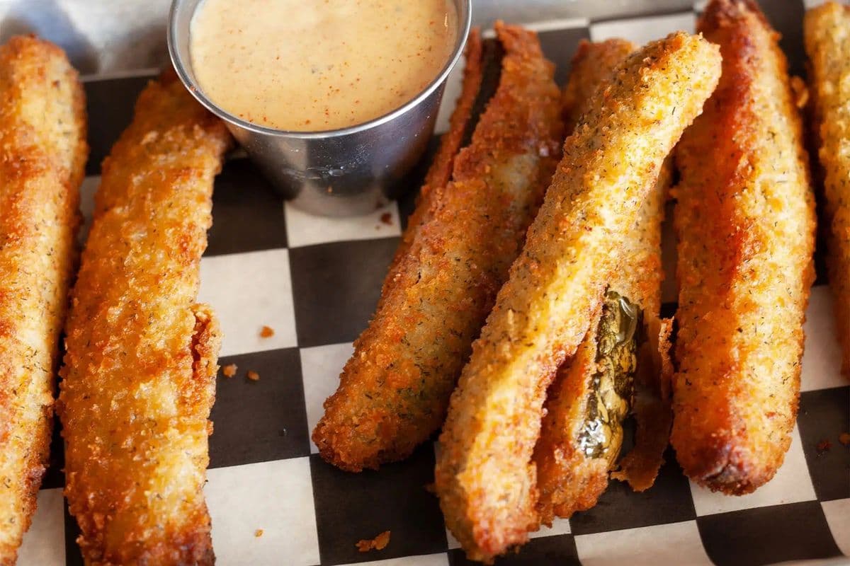 Fried Pickles (7 pieces)