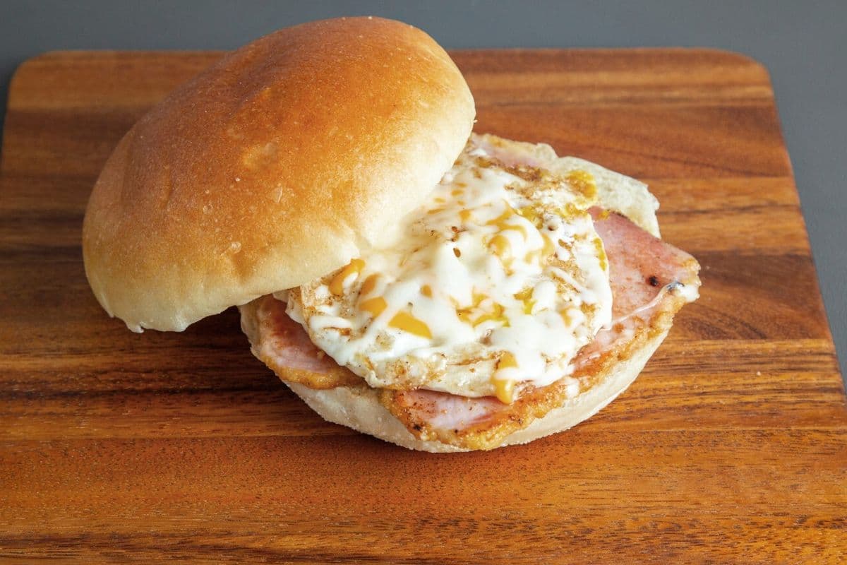 Egg, Cheese and Peameal