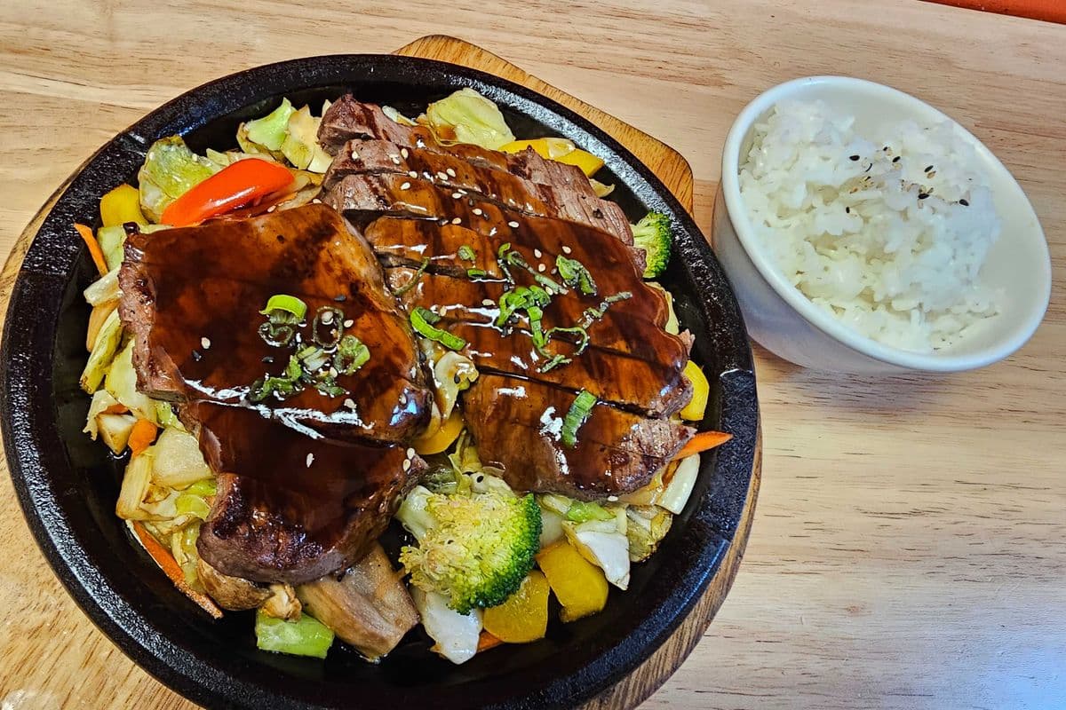 M8. Beef Teriyaki