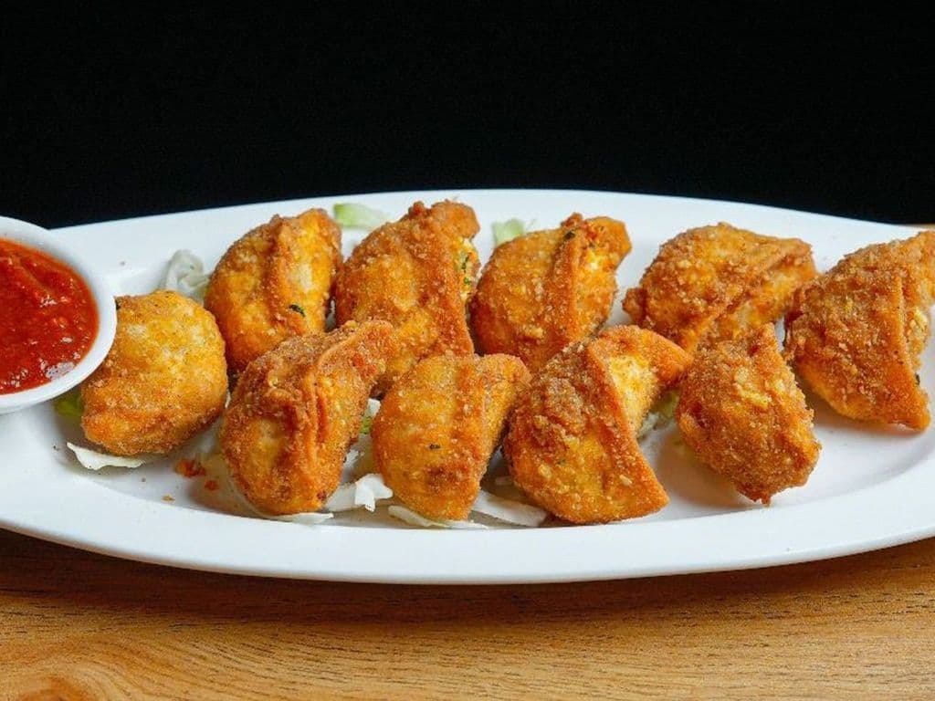 Chicken Kurkure Momos