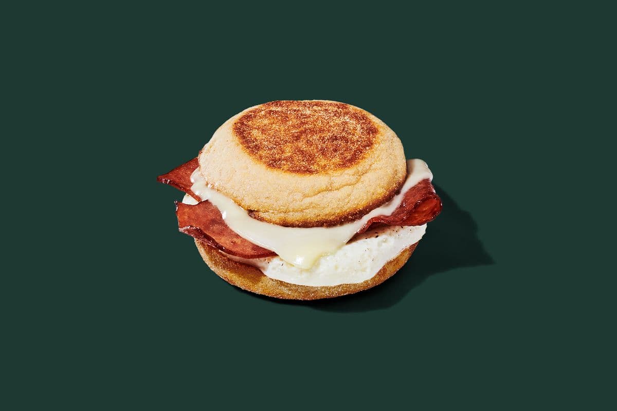 Bacon-Style Turkey, Cheddar & Egg White Sandwich