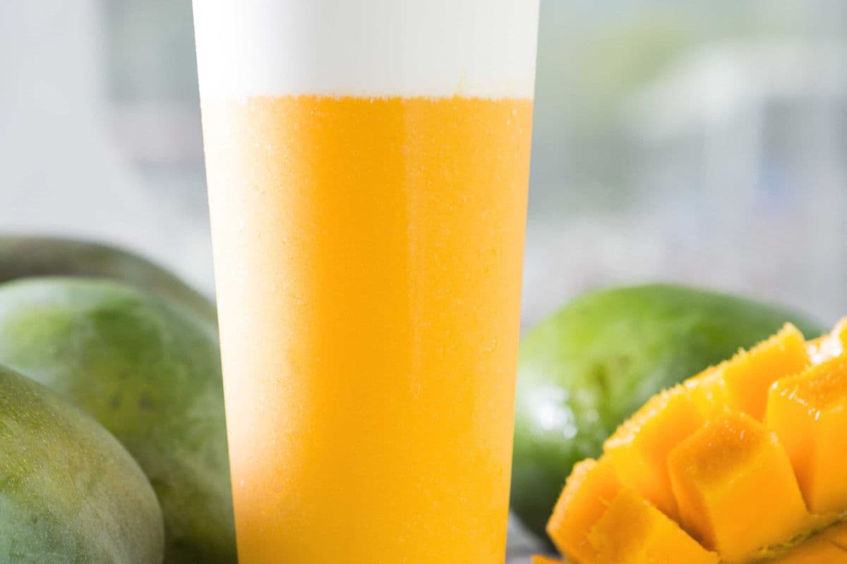 Mango Slush with Foam