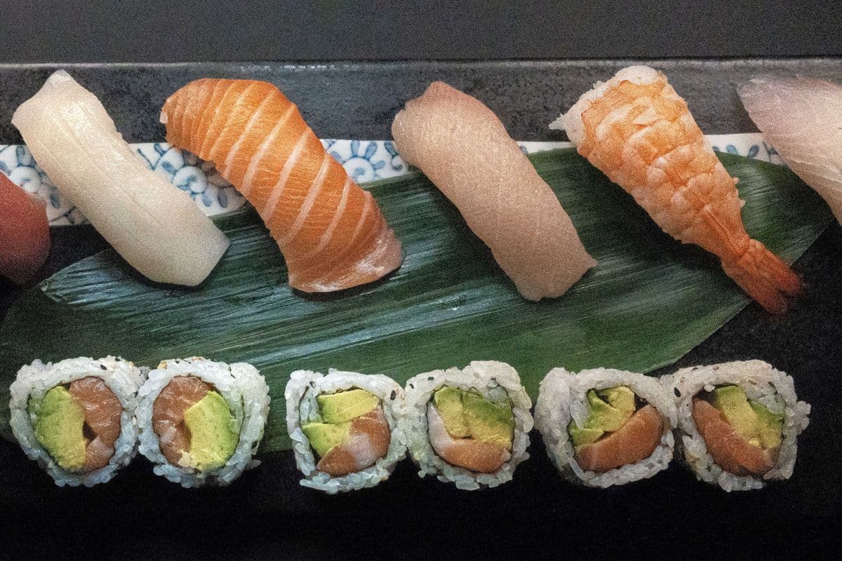 61. Roll & Sushi Combo A