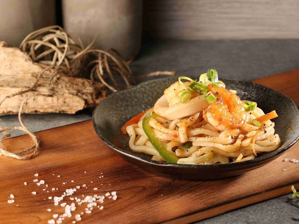 Seafood Fried Udon