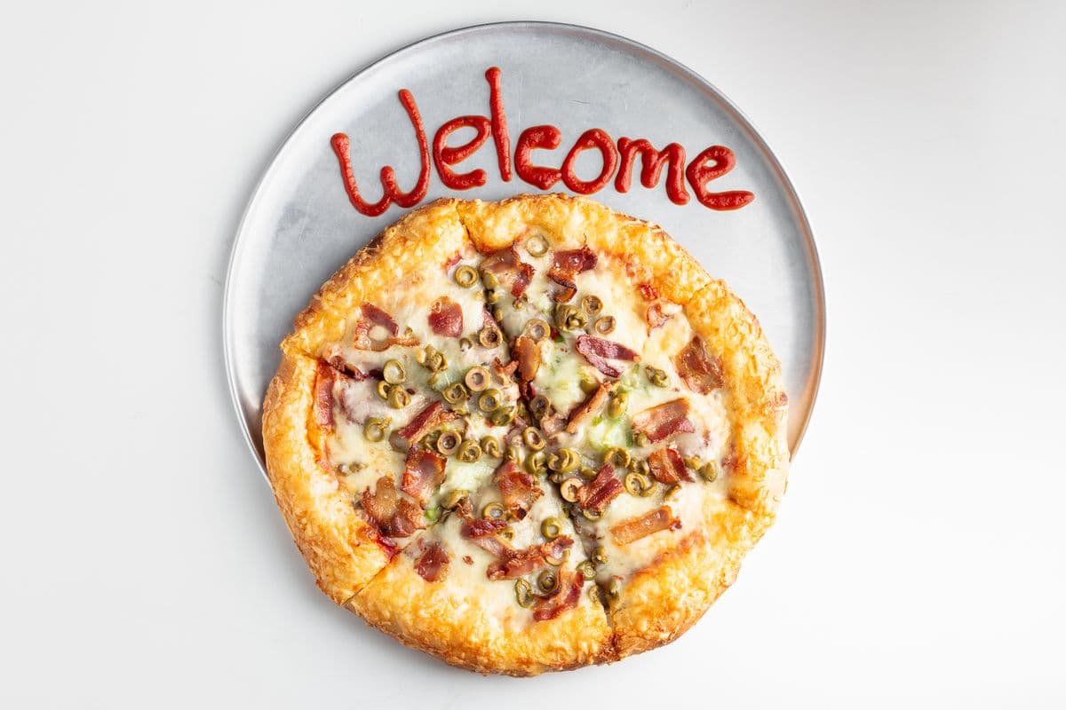 12" Medium Louis' Special Pizza