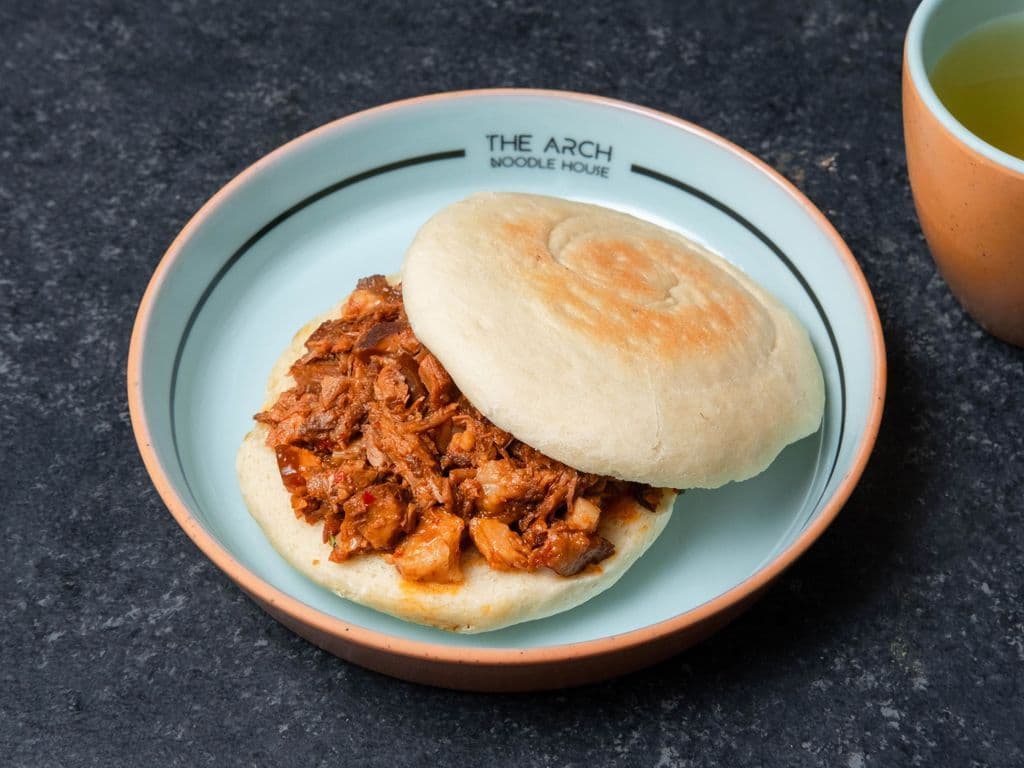 520. 腊汁肉夹馍 Stewed Pork Burger