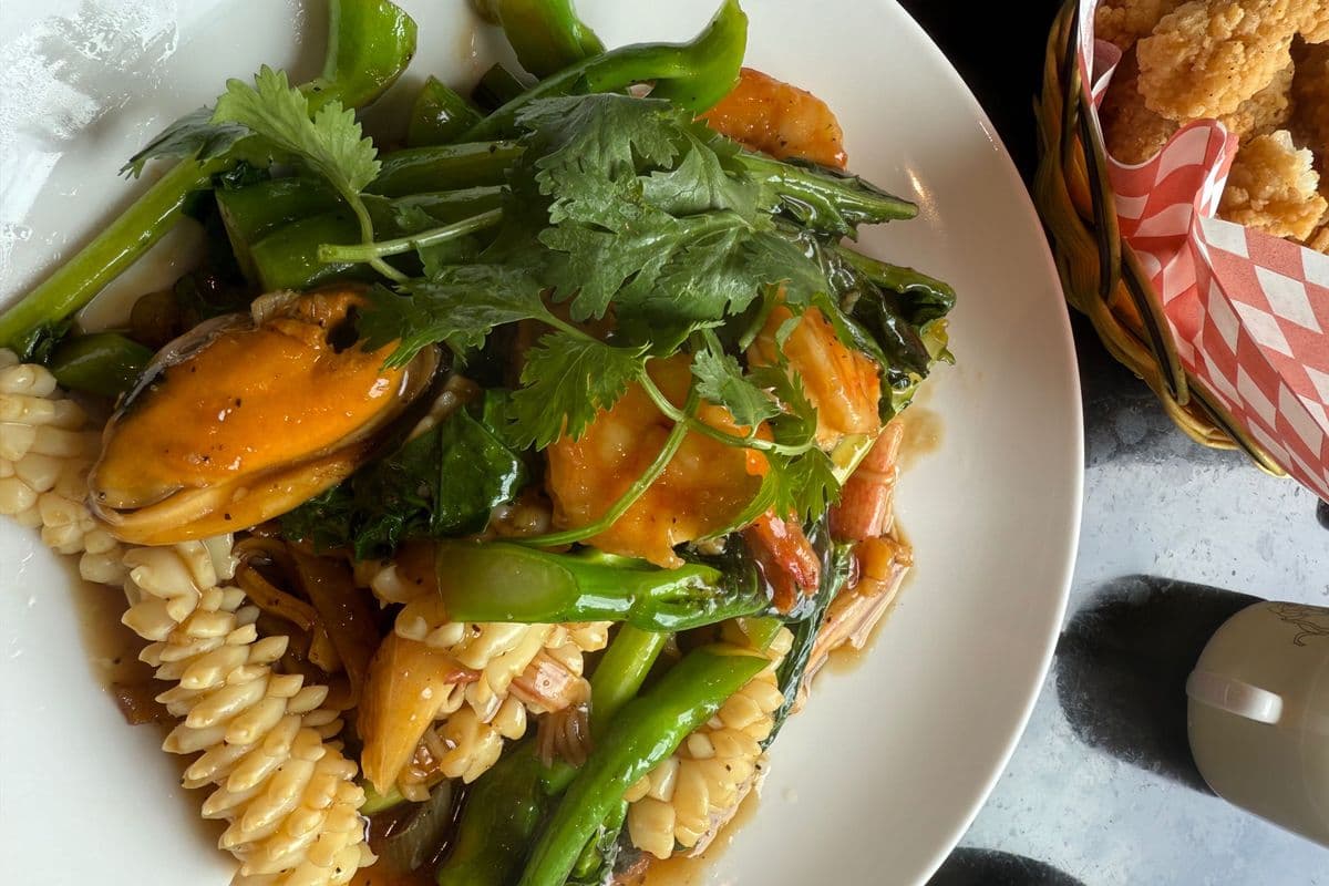 83. Seafood Noodles
