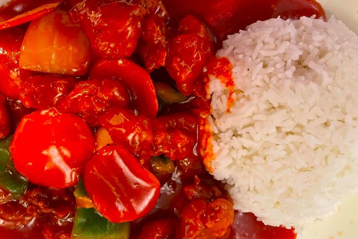 Sweet and Sour Garlic Chicken with Rice
