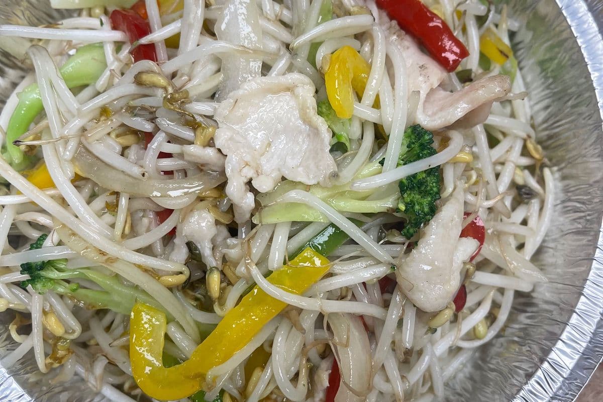 SF11. Chop Suey with Bean Sprouts and Mixed Vegetables