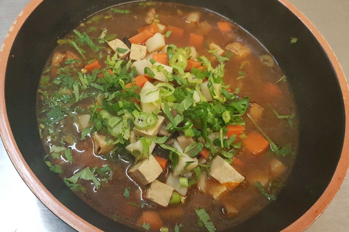 1206. Sliced Noodle with Hot and Sour Pork Sauce