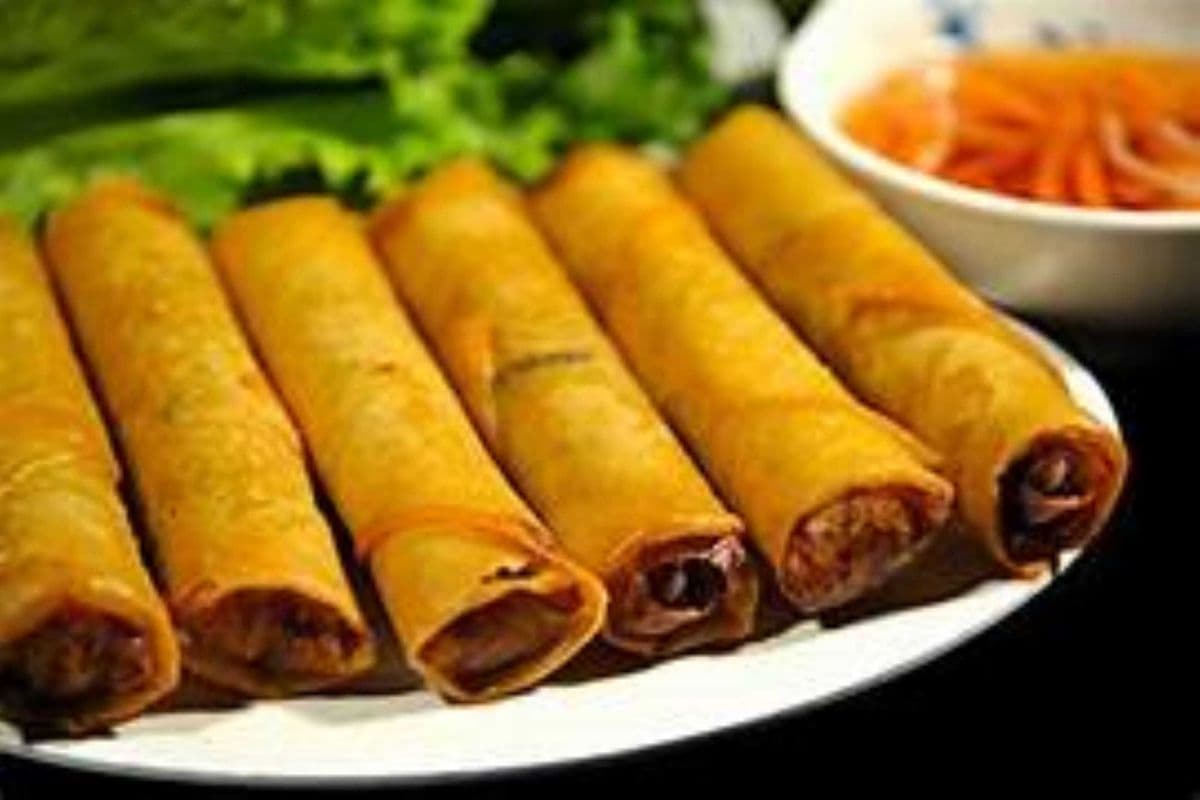 46/ Chả Giò / Traditional Vietnamese Spring Rolls ( 6 Rolls)