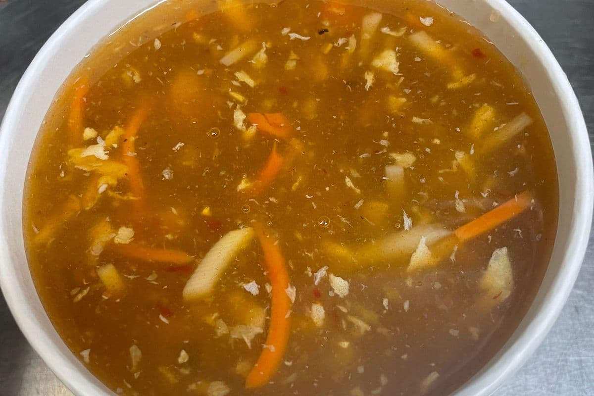 Hot & Sour Soup 酸辣汤