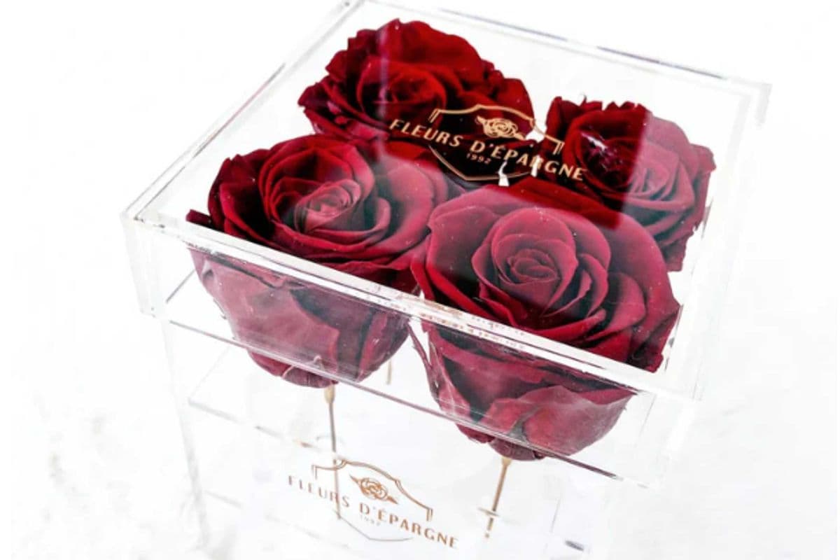 Everlasting Love Crystal Box (15*15*15 cm)