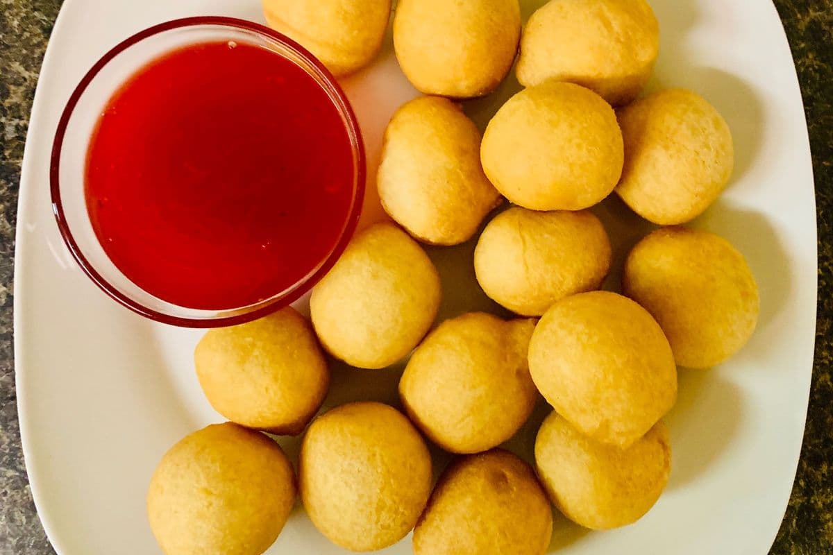 Sweet-and-Sour Chicken Balls (16 pieces)