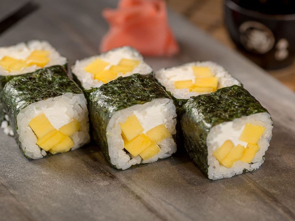 Cheese Mango Roll(8pcs)